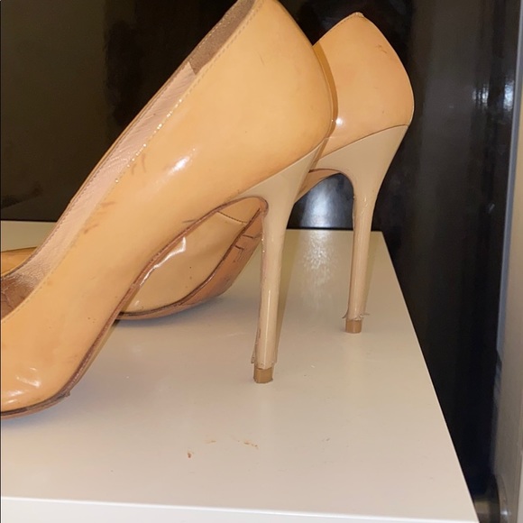 Stuart wietzman heels - Picture 3 of 3